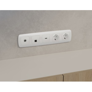 MO112005 Комплект механизма компьютерной розетки RJ-45 экранированной с автоматической защитной шторкой OMEGA Белый глянец QUANT OP1120, VM185 AMBRELLA VOLT