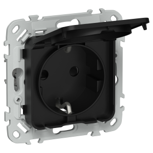 FLITE Розетка с заземлением с защитными шторками и крышкой 16А IP44 РСшкр11-0-44-ФлЧ черный IEK