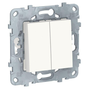 Перекрестный выключатель двухклавишный 2мод. Unica New IP21 2хсх. 7 250В 10AX белый SchE NU521518