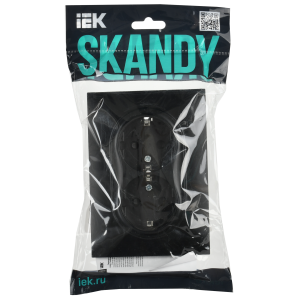 SKANDY Розетка 2-местная с заземлением с защитными шторками 16А в сборе SK-R07Bl черный IEK