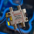 Делитель ТВ краб х3 под F разъем 5-2500 МГц СПУТНИК Rexant 05-6202