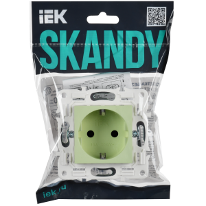 SKANDY Розетка с заземлением с защитными шторками 16А безвинтовое крепление SK-R06G мятный IEK