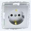 Розетка с заземлением механизм серебро Mono Electric Despina/ Larissa 500-002121-117