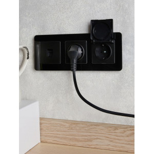 BRITE Рамка 3-местная РУ-3-2-Бр стекло черный RE IEK