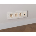 MO332005 Комплект механизма компьютерной розетки RJ-45 экранированной с автоматической защитной шторкой OMEGA Бежевый матовый QUANT OP3320, VM185 AMBRELLA VOLT