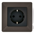 Legrand Valena LIFE Black. Силовая розетка 2КЗ 16А 250В с защитными шторками. Безвинтовые зажимы. С лицевой панелью. Антрацит.