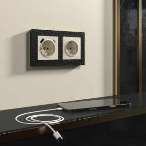 W1171703/ Розетка с заземлением, шторками и USB тип A+C (слоновая кость)