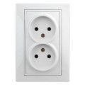 Розетка двойная Plano 1-204-01 16А IP20 250В 2х2P белый Intro Б0027613