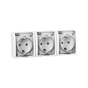 Розетка 3-м ОП Simon15 16А IP54 250В с заземл. с крышкой винт. клеммы бел. Simon 1594437-030