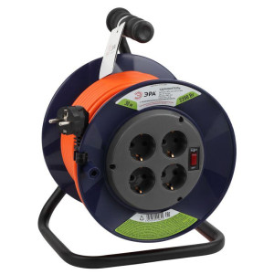 Удлинитель на пластик. катушке 4х30м с заземл. 10А IP20 RPx-4es-3х1.0-30m ПВС 3х1 Эра Б0046847