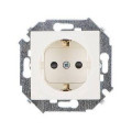 Розетка 1-м СП Simon 15 16А IP20 250В с заземл. Schuko защ. шторки винтов. клеммы механизм сл. кость Simon 1591443-031