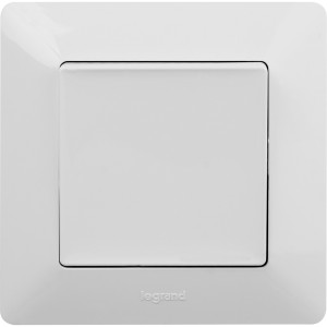 Механизм выключателя 1-кл. СП Valena Life 10А IP20 250В 10AX с лиц. панелью безвинт. зажимы бел. Leg 752401