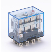 Реле промежуточное ПР-102 10А 220В AC 4п/к SchE 23210DEK