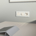 W1171762/ Розетка с заземлением, шторками и USB тип A+C (айвори матовый)