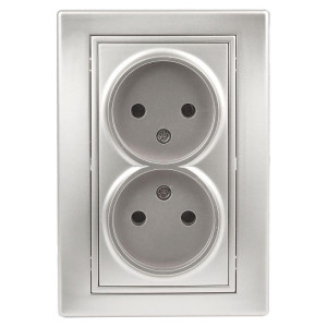 Розетка двойная Plano 1-204-03 16А IP20 250В 2х2P алюм. Intro Б0030066