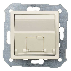Адаптер на RJ45 Simon SIMON 82, скрытый монтаж, со шторками, слоновая кость, 82578-31