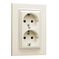 Розетка 2-м СП Karea 16А IP20 с/з крем. Makel 56010082